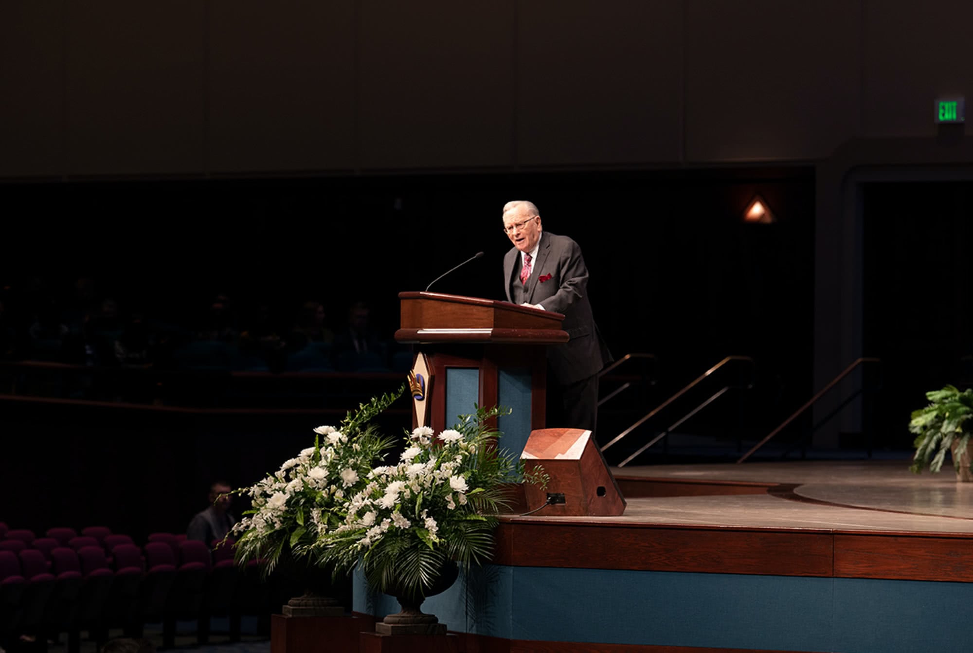 Dr. Raymond Barber preaching at PCC Bible Conference