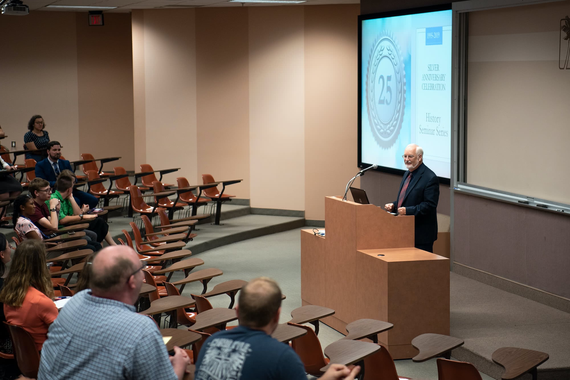 Dr. Stelzer speaks at the Silver Anniversary Celebration of the History Seminar