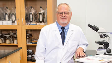 Dr. Wesley Robbins